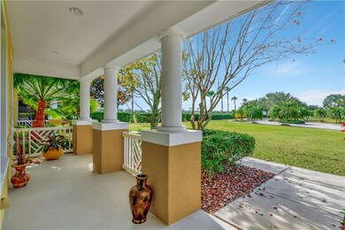 HUGE OPEN FRONT PORCH