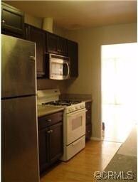 Kitchen w/Refrigerator