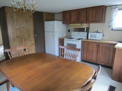 139 Jupiter Cir, West Wareham, MA 02576 - photo 6