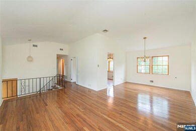 11 Kimberly Place, Wayne, NJ 07470 - photo 4