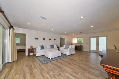 Plenty of room for furniture, and great for entert