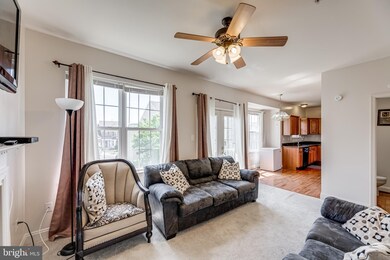 15504 Leizear Ct, Laurel, MD 20707 - photo 3