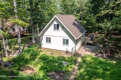 144 Clifton Dr, Bushkill, PA 18324 - photo 2