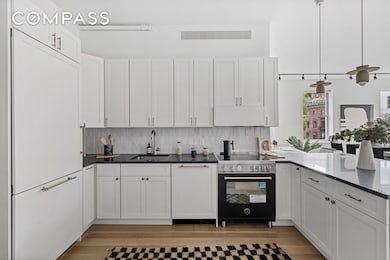 325 Bowery unit 3, New York, NY 10003 - photo 5