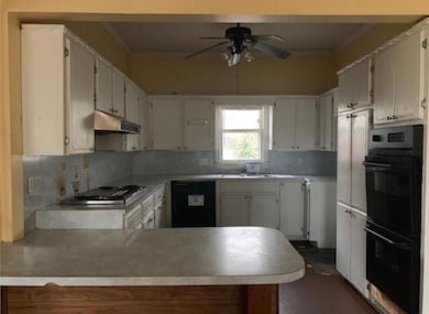 700 N 11th St, Frederick, OK 73542 - photo 6