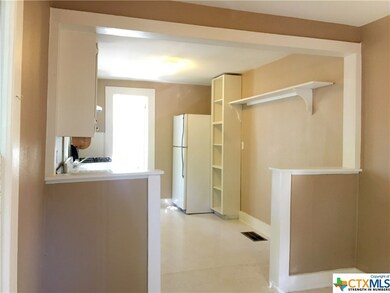 524 W Hopkins St unit C, San Marcos, TX 78666 - photo 5