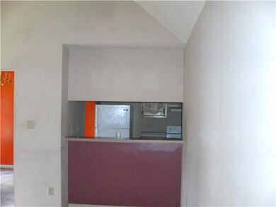kitchen/breakfast area