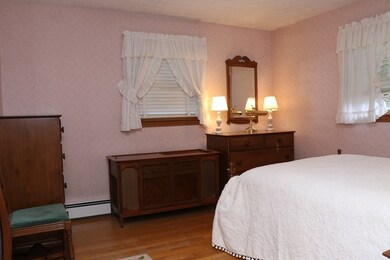 56 Thornton Rd, Worcester, MA 01606 - photo 7