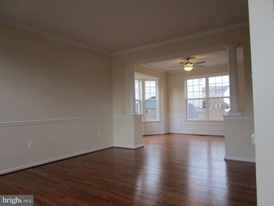 8648 Queensway Ct, White Plains, MD 20695 - photo 4