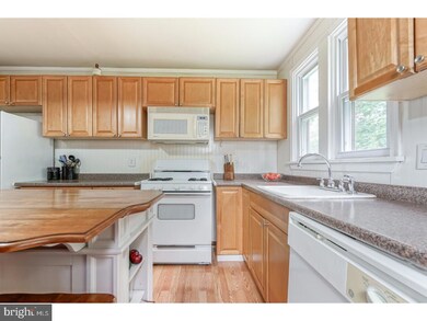 106 W Cuthbert Blvd, Haddon Township, NJ 08108 - photo 5