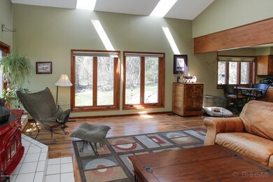 5118 s 4th-106