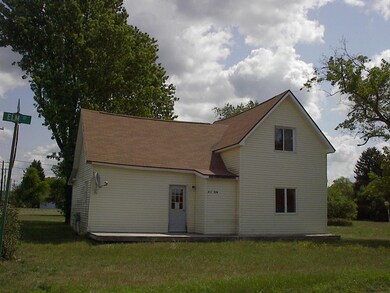 422 Elm 002
