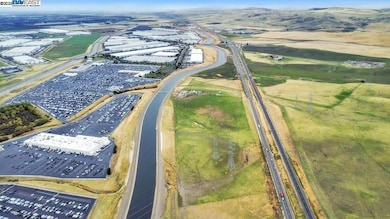 25559 International Pkwy, Tracy, CA 95377 - photo 4