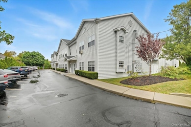 197 Fulton St unit 2, Farmingdale, NY 11735 - photo 4