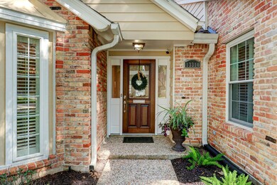 13310 Kingsride Ln, Houston, TX 77079 - photo 2