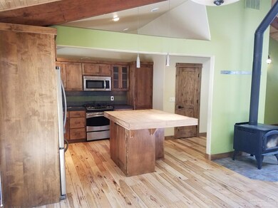 2424 NW Marken St, Bend, OR 97701 - photo 6