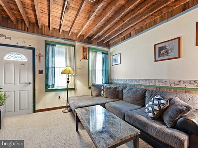 806 Plane St, Columbia, PA 17512 - photo 3