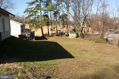 903 Country Terrace, Severna Park, MD 21146 - photo 2