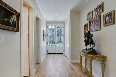 58 Bayou Pointe Dr, Houston, TX 77063 - photo 3