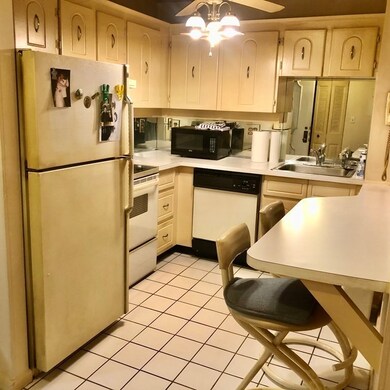 58 South St unit 206, Quincy, MA 02169 - photo 6