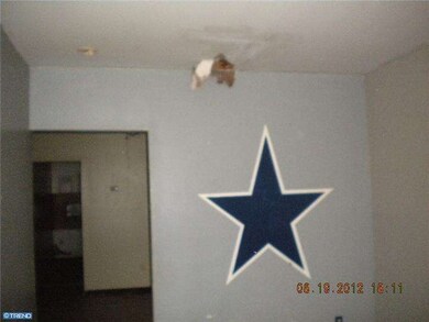 730 Clark St, New Castle, DE 19720 - photo 2