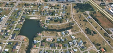 203 SW 9th Place, Cape Coral, FL 33991 - photo 5