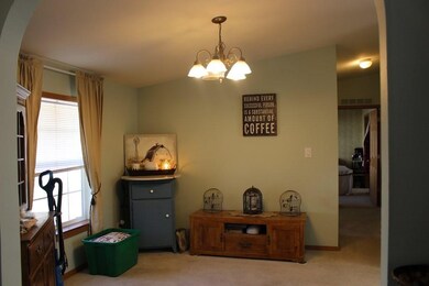 141 Cummings Dr, Orange, MA 01364 - photo 3