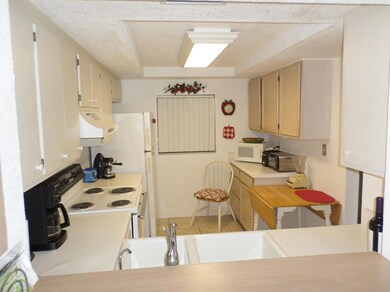 6 Kitchen