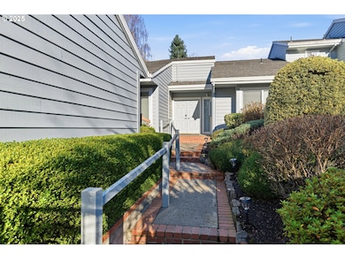 32465 SW Lake Point Ct, Wilsonville, OR 97070 - photo 3