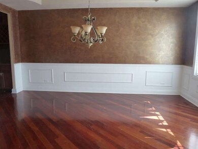 18731 Castle Dargan Dr, Country Club Hills, IL 60478 - photo 3