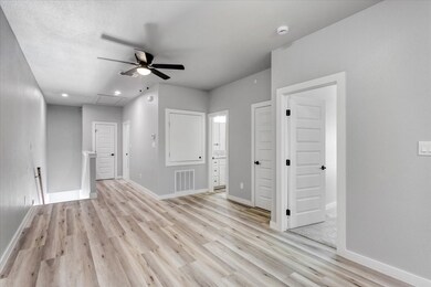 1305 Mill St, Gainesville, TX 76240 - photo 5