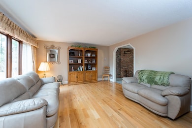 285 E Dunstable Rd, Nashua, NH 03062 - photo 6