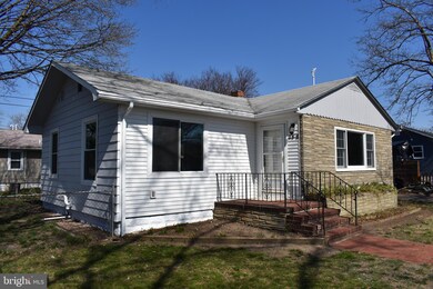 248 G St, Penns Grove, NJ 08069 - photo 2