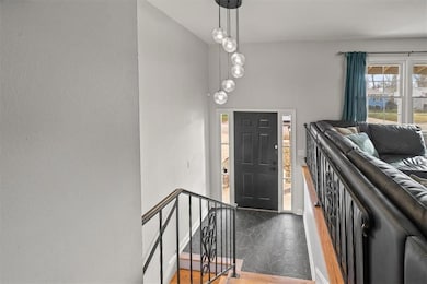 10314 W 73rd St, Shawnee, KS 66203 - photo 4