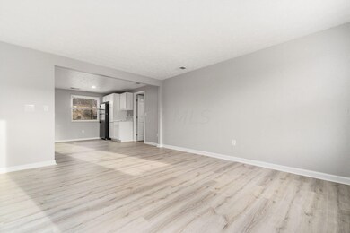 5_ - 1591 Red Leaf Ln - 015