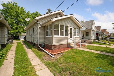 1746 Mansfield Rd, Toledo, OH 43613 - photo 3