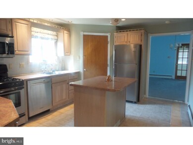 18 Berlin Rd S, Lindenwold, NJ 08021 - photo 7