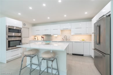 533 Broad Ave S unit 533, Naples, FL 34102 - photo 3