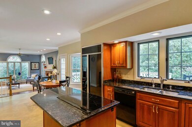 5623 Sugarbush Ln, Rockville, MD 20852 - photo 6