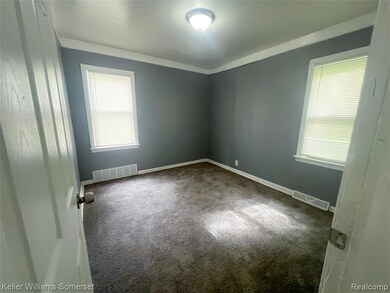 18260 Fielding St, Detroit, MI 48219 - photo 6