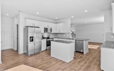 1760 Post Oak Dr, Haw River, NC 27258 - photo 6