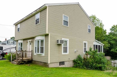 24 Varnum Rd, Dracut, MA 01826 - photo 2