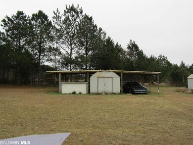 Has covered car parking