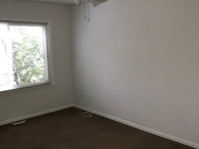 18116 Orleans Dr, Hazel Crest, IL 60429 - photo 4