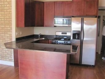 2816 W Arthur Ave unit 4, Chicago, IL 60645 - photo 3