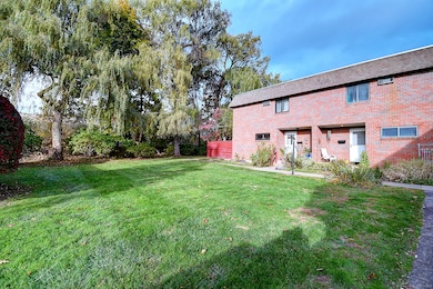 48 Sharon Ln, Wethersfield, CT 06109 - photo 2