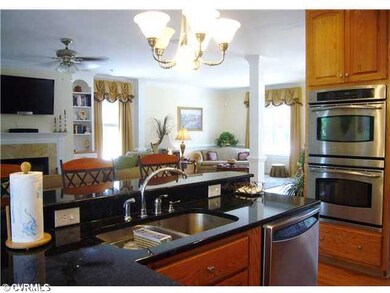 Kitchen - Upgraded kitchen with granite counters, 