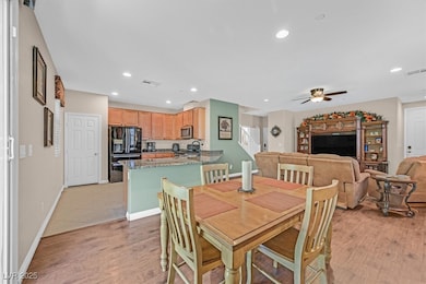 951 Spiracle Ave, Henderson, NV 89002 - photo 7