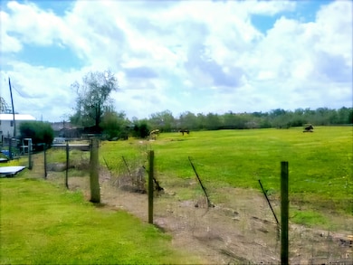 145 Bayou Blue Bypass Rd, Gray, LA 70359 - photo 3