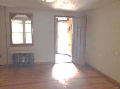 445 E Abbott St, Lansford, PA 18232 - photo 2